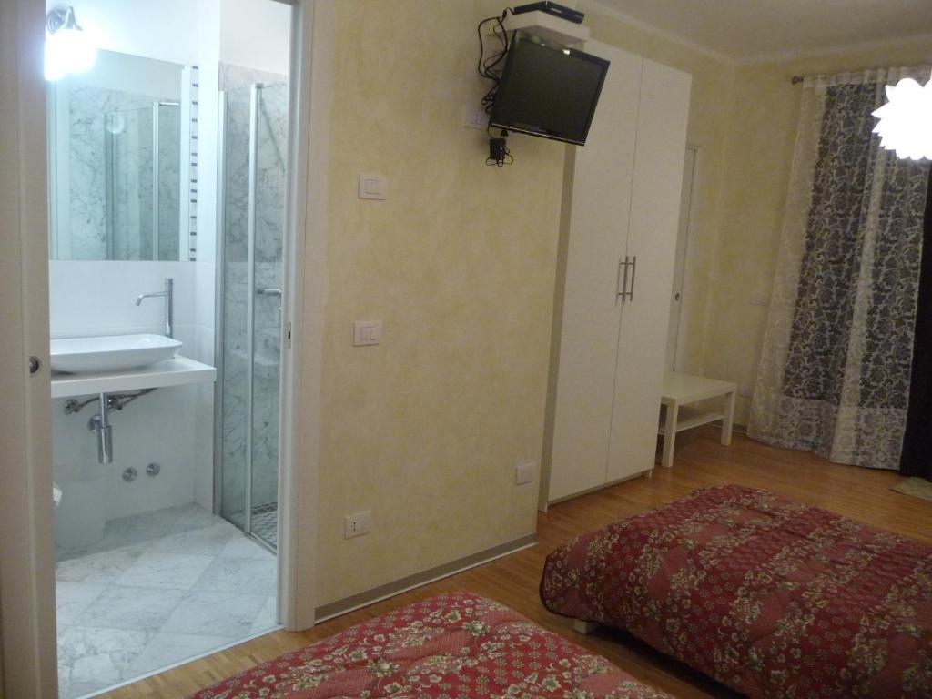 Residence Bed&Bike Moggio Udinese Szoba fotó